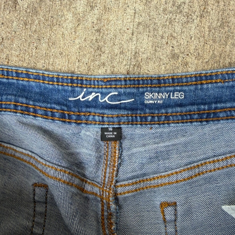 INC International Concepts Skinny Leg Curvy Fit Embellished Distressed Jeans 16 - Picture 4 of 11